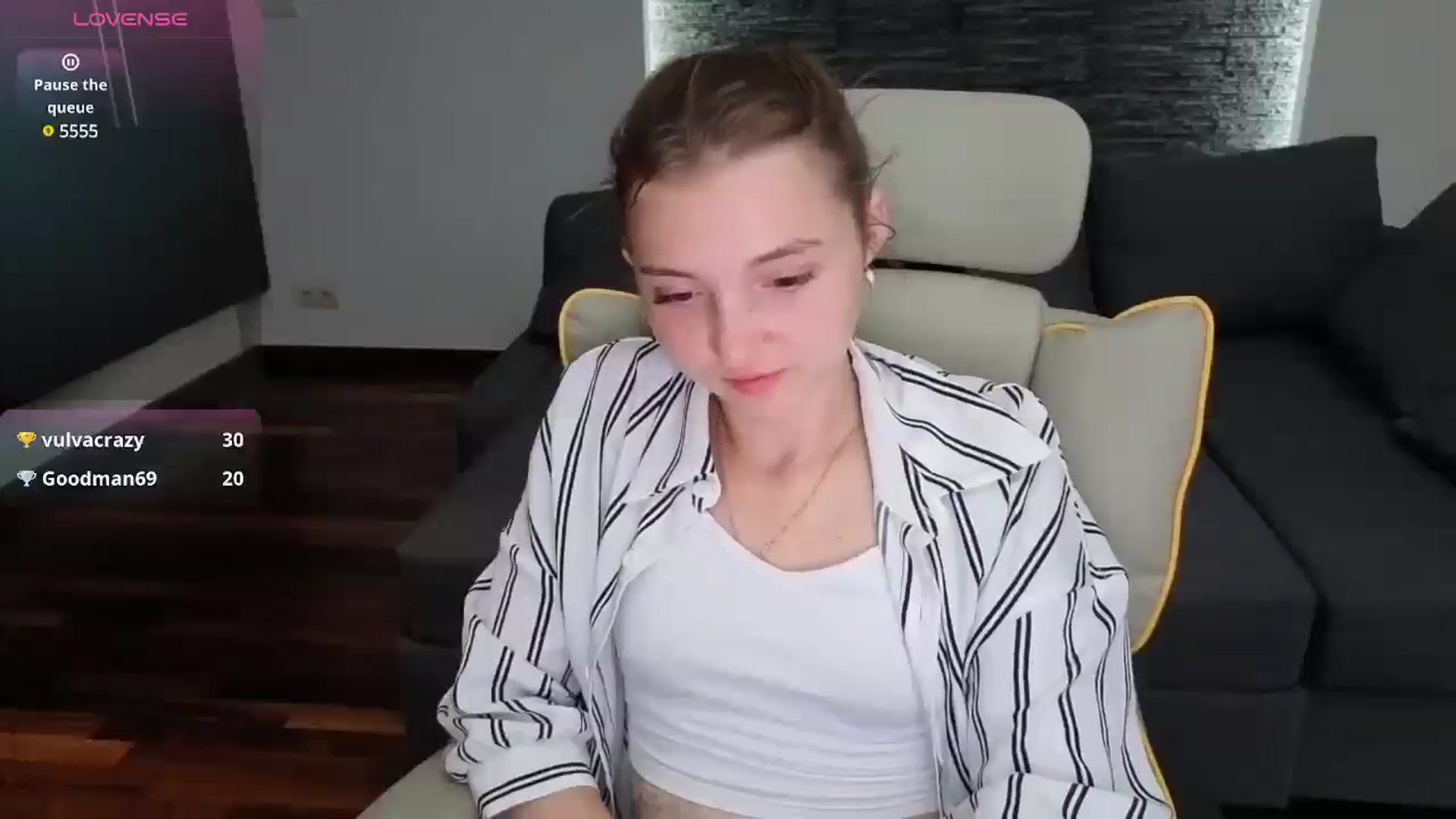 Gallery image thumbnail from Daisyy's myfreecams stream on, 07/07/2025, 13:32 image 14 of 20