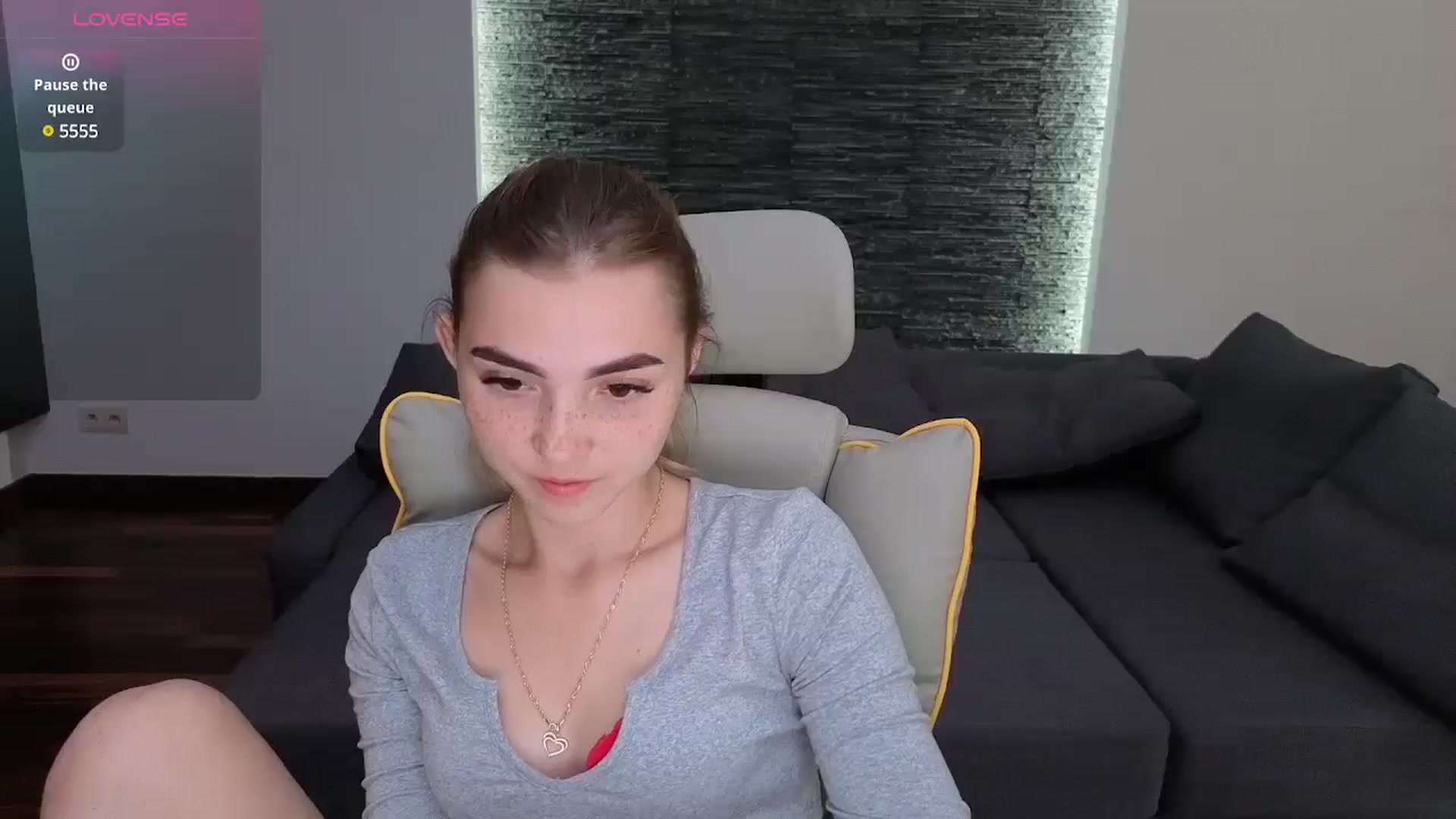 Gallery image thumbnail from Daisyy's myfreecams stream on, 07/10/2025, 15:12 image 8 of 20