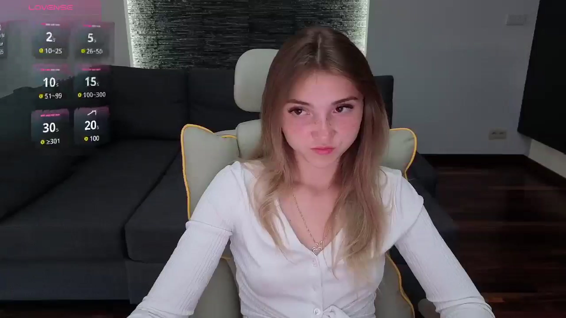 Gallery image thumbnail from Daisyy's myfreecams stream on, 07/19/2025, 17:31 image 10 of 20
