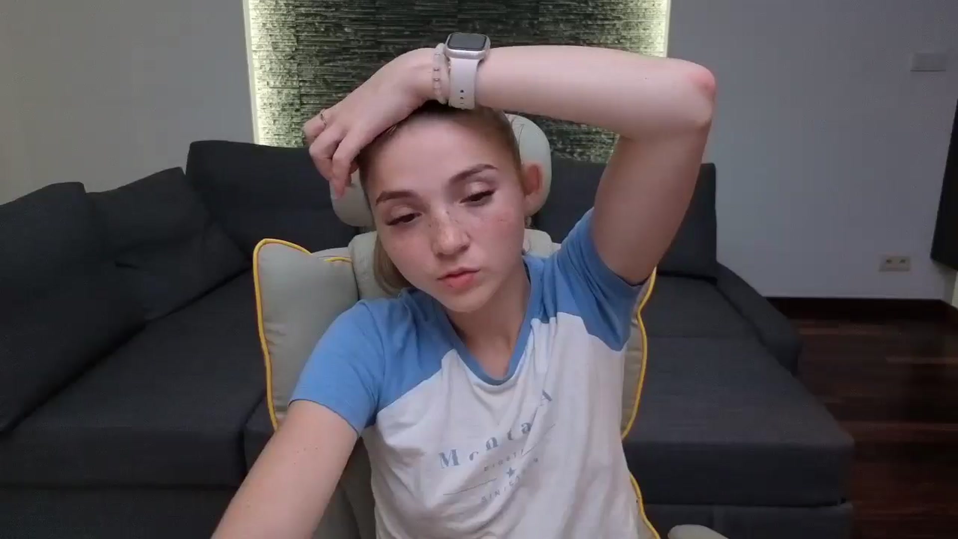 Gallery image thumbnail from Daisyy's myfreecams stream on, 07/20/2025, 17:59 image 18 of 20