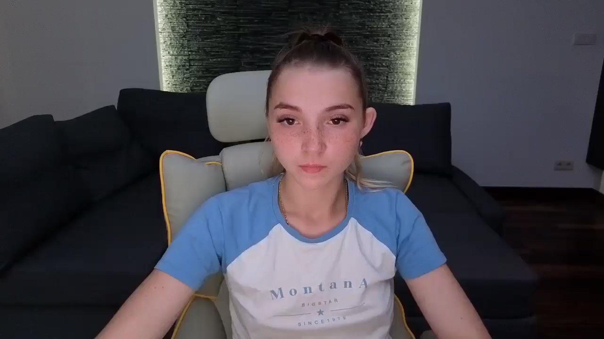 Gallery image thumbnail from Daisyy's myfreecams stream on, 07/20/2025, 17:59 image 7 of 20