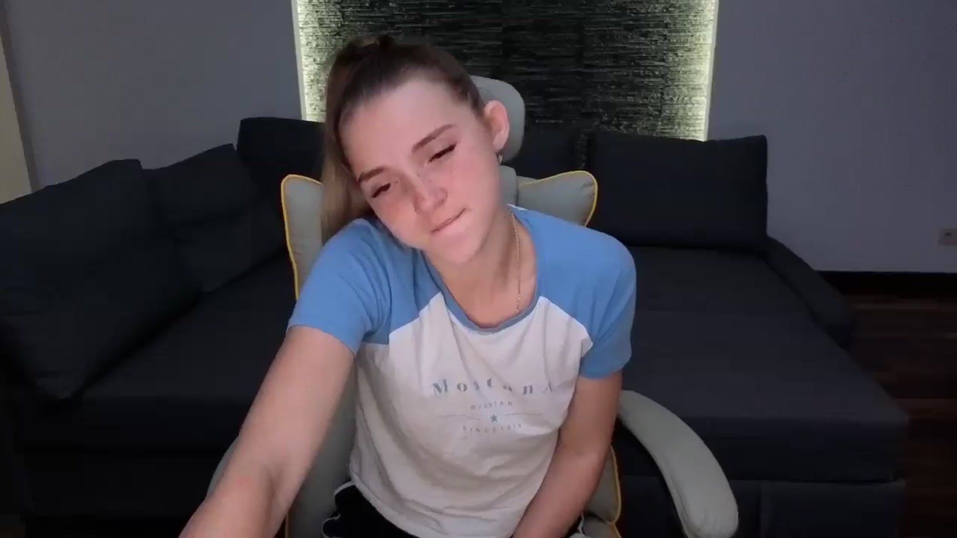 Gallery image thumbnail from Daisyy's myfreecams stream on, 07/20/2025, 20:01 image 9 of 20