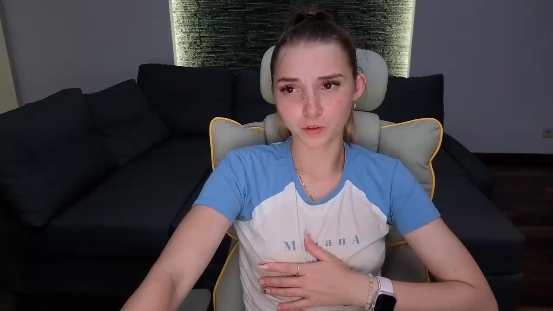 Gallery image thumbnail from Daisyy's myfreecams stream on, 07/20/2025, 20:01 image 14 of 20