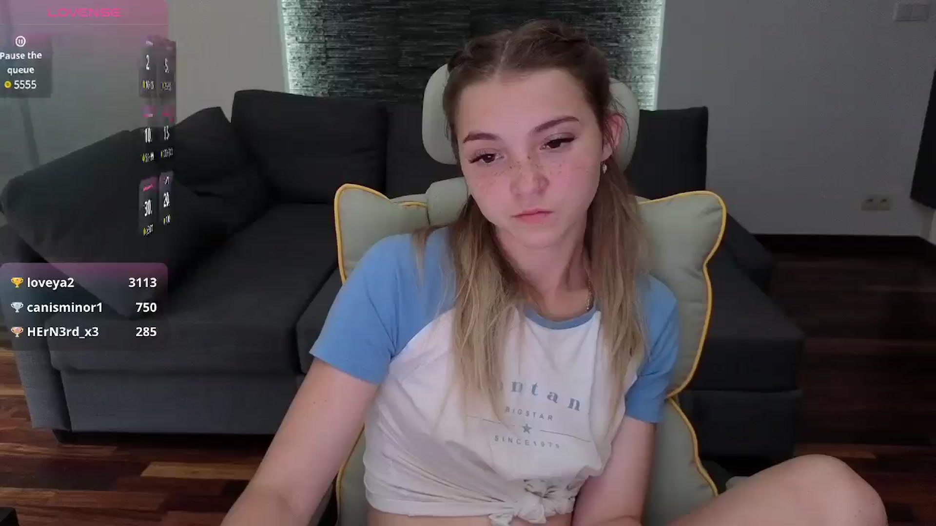 Gallery image thumbnail from Daisyy's myfreecams stream on, 07/24/2025, 15:18 image 9 of 20