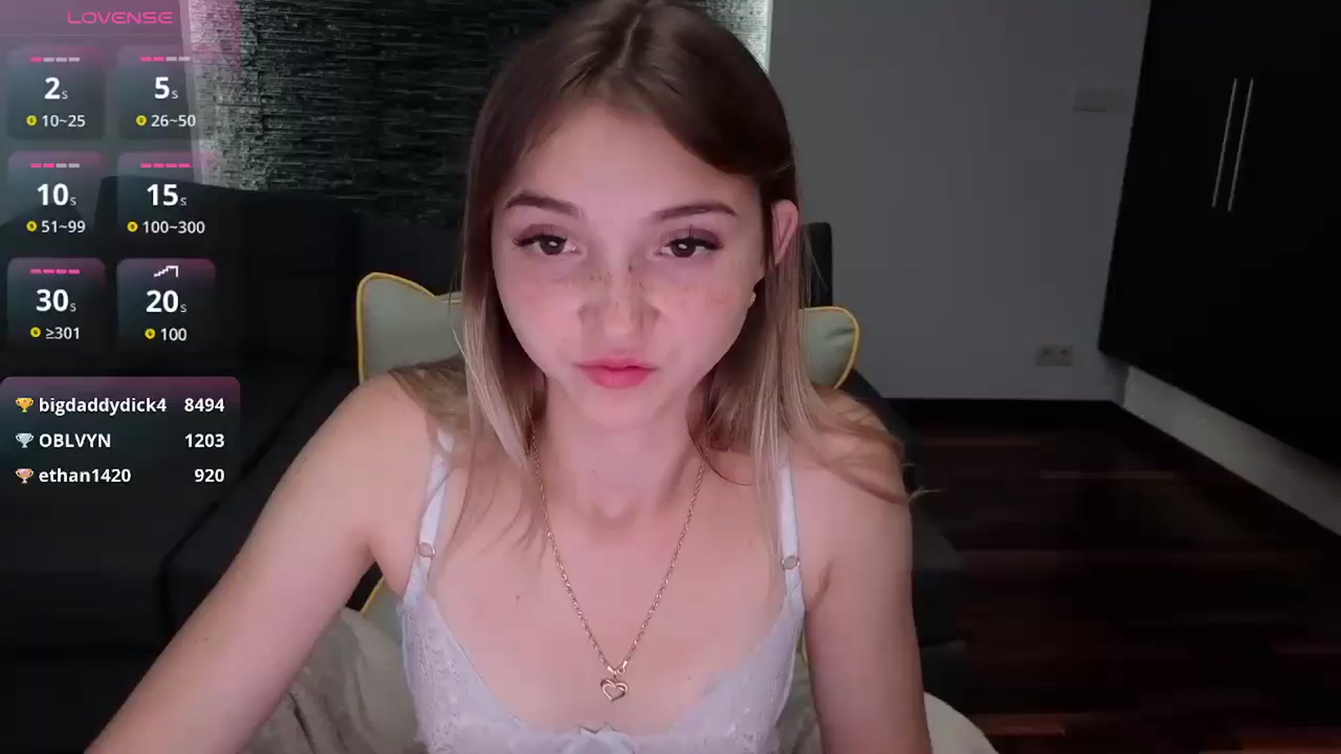 Gallery image thumbnail from Daisyy's myfreecams stream on, 07/25/2025, 18:06 image 2 of 20
