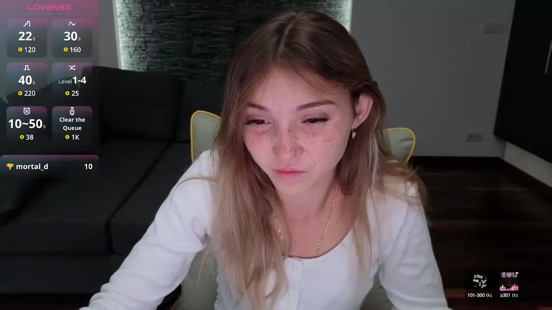 Gallery image thumbnail from Daisyy's myfreecams stream on, 07/27/2025, 14:08 image 6 of 20