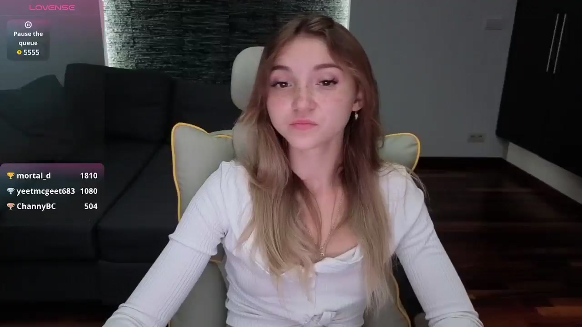Gallery image thumbnail from Daisyy's myfreecams stream on, 07/27/2025, 18:05 image 14 of 20