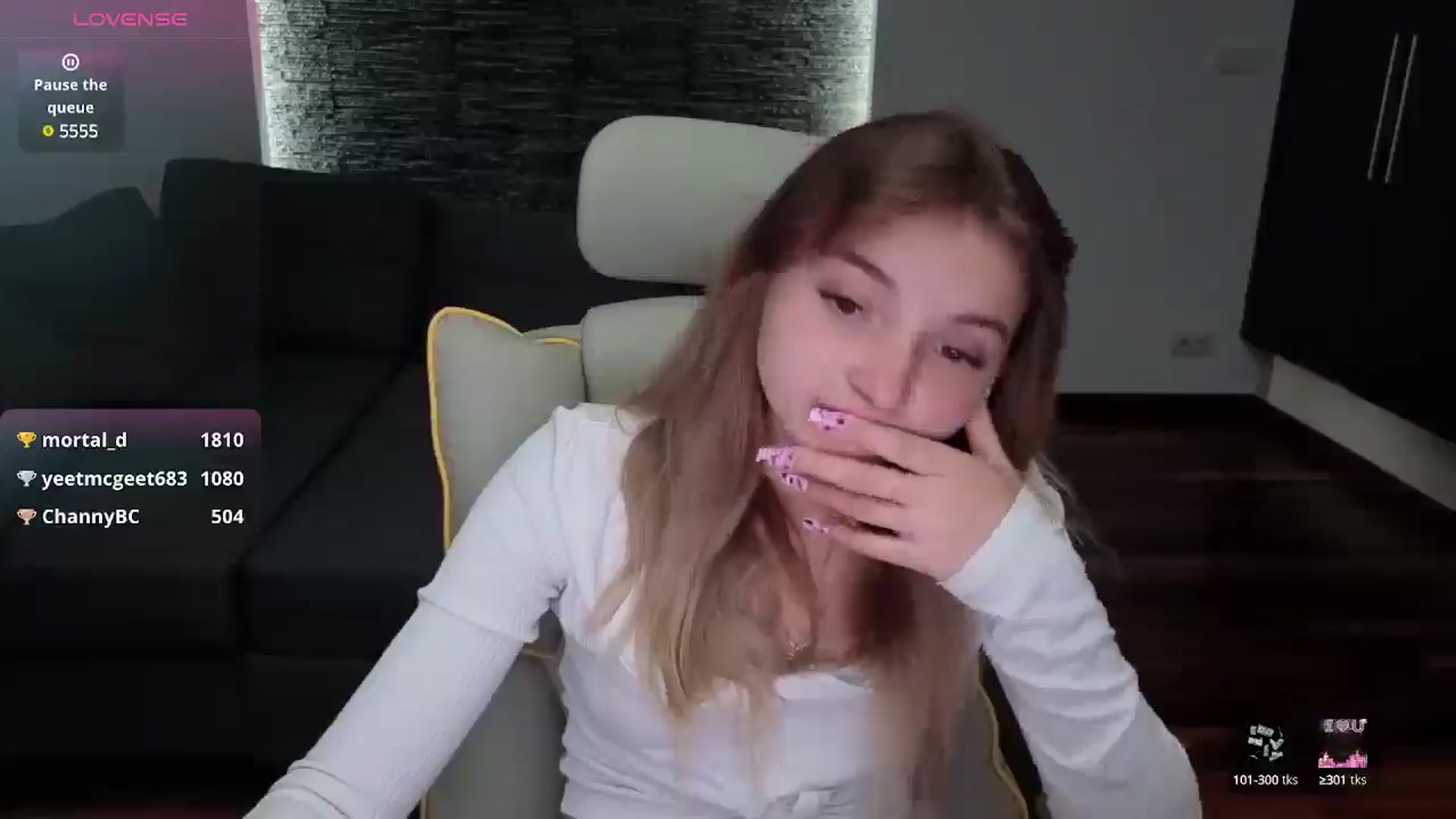 Gallery image thumbnail from Daisyy's myfreecams stream on, 07/27/2025, 18:05 image 16 of 20