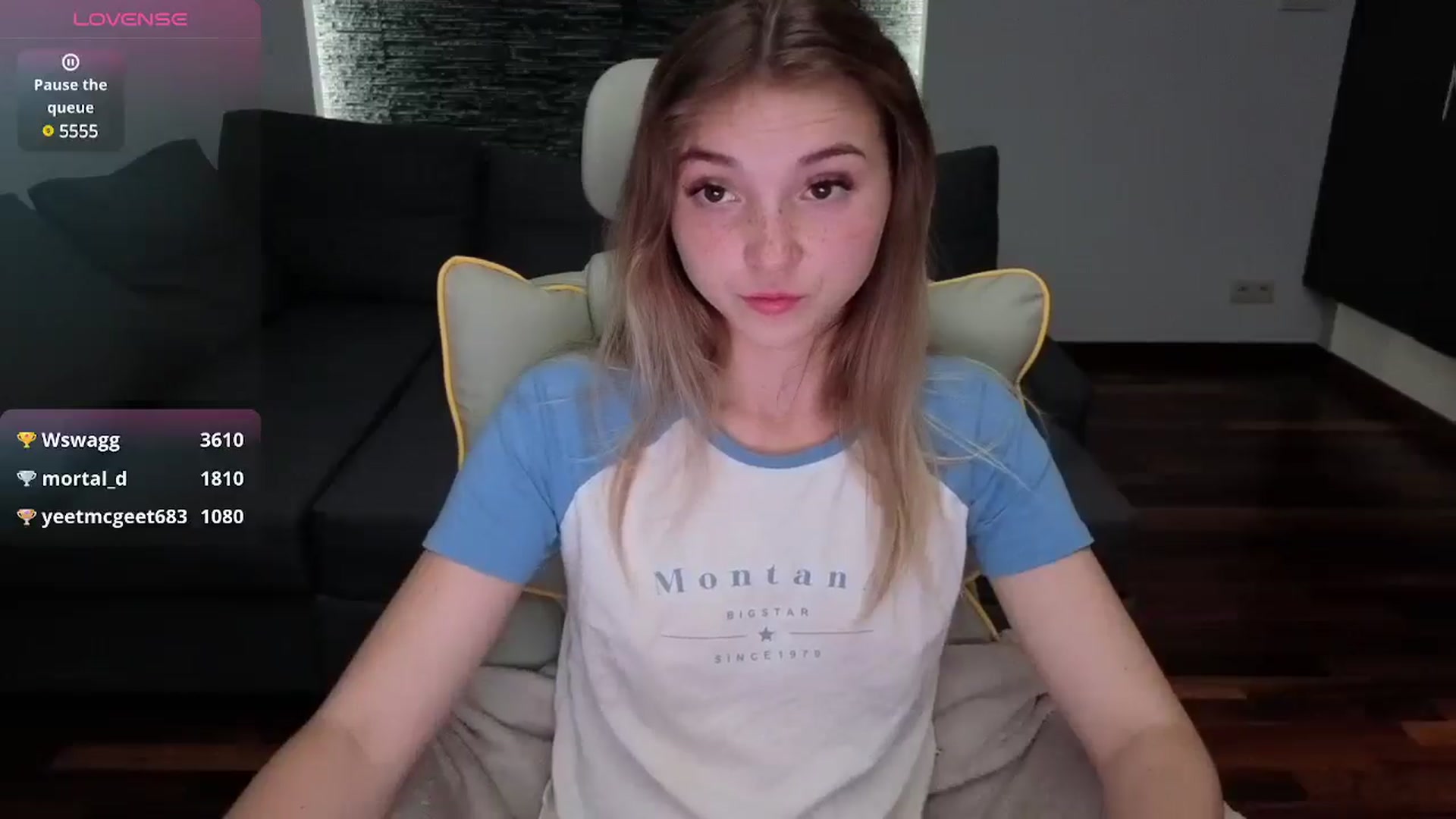 Gallery image thumbnail from Daisyy's myfreecams stream on, 07/27/2025, 19:39 image 18 of 20