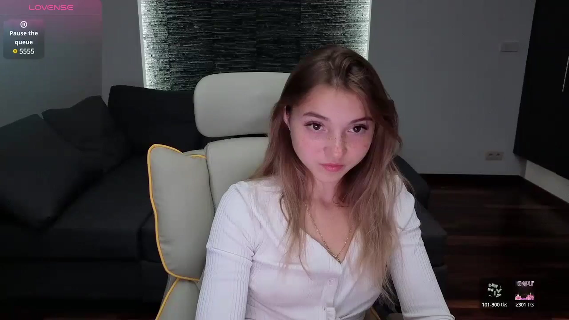 Gallery image thumbnail from Daisyy's myfreecams stream on, 07/30/2025, 19:42 image 4 of 20