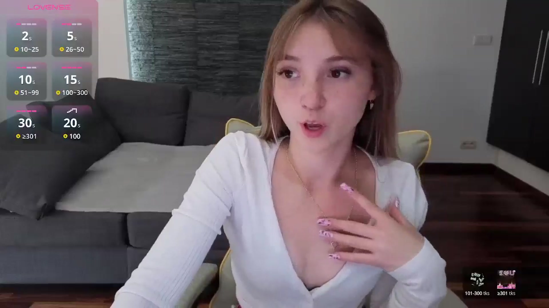 Gallery image thumbnail from Daisyy's myfreecams stream on, 07/31/2025, 14:34 image 11 of 20