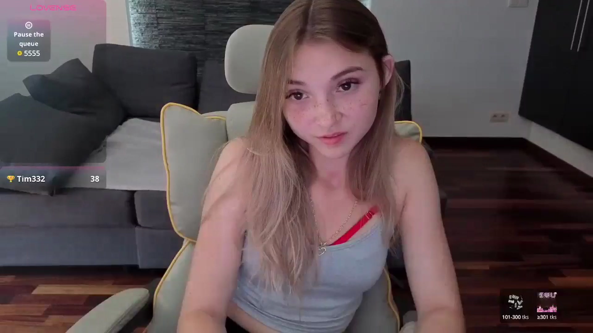 Gallery image thumbnail from Daisyy's myfreecams stream on, 08/01/2025, 11:50 image 2 of 20