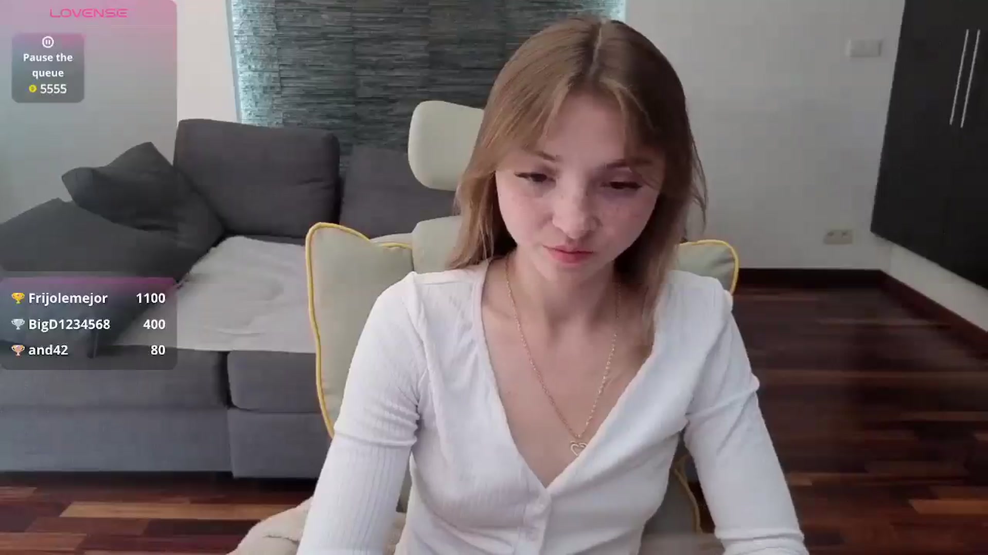 Gallery image thumbnail from Daisyy's myfreecams stream on, 08/01/2025, 13:56 image 19 of 20