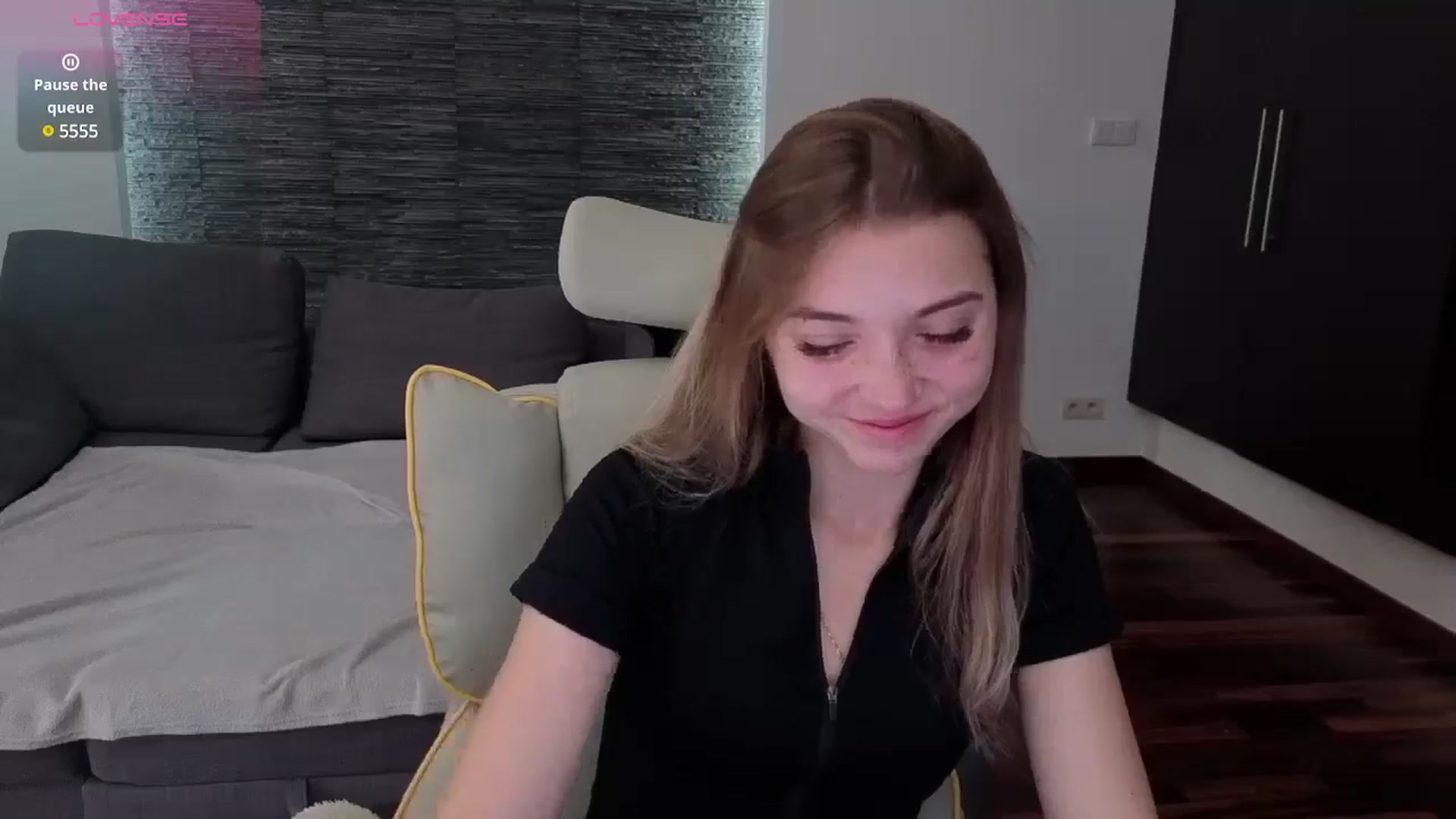 Gallery image thumbnail from Daisyy's myfreecams stream on, 08/03/2025, 12:49 image 8 of 20