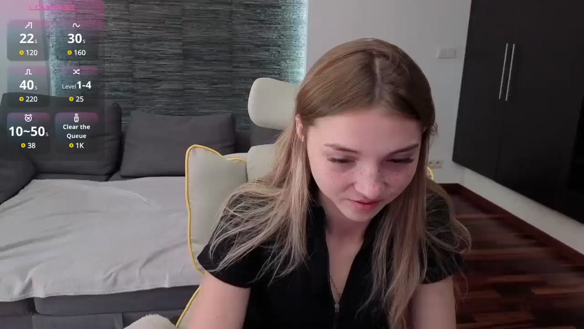Gallery image thumbnail from Daisyy's myfreecams stream on, 08/03/2025, 12:49 image 3 of 20