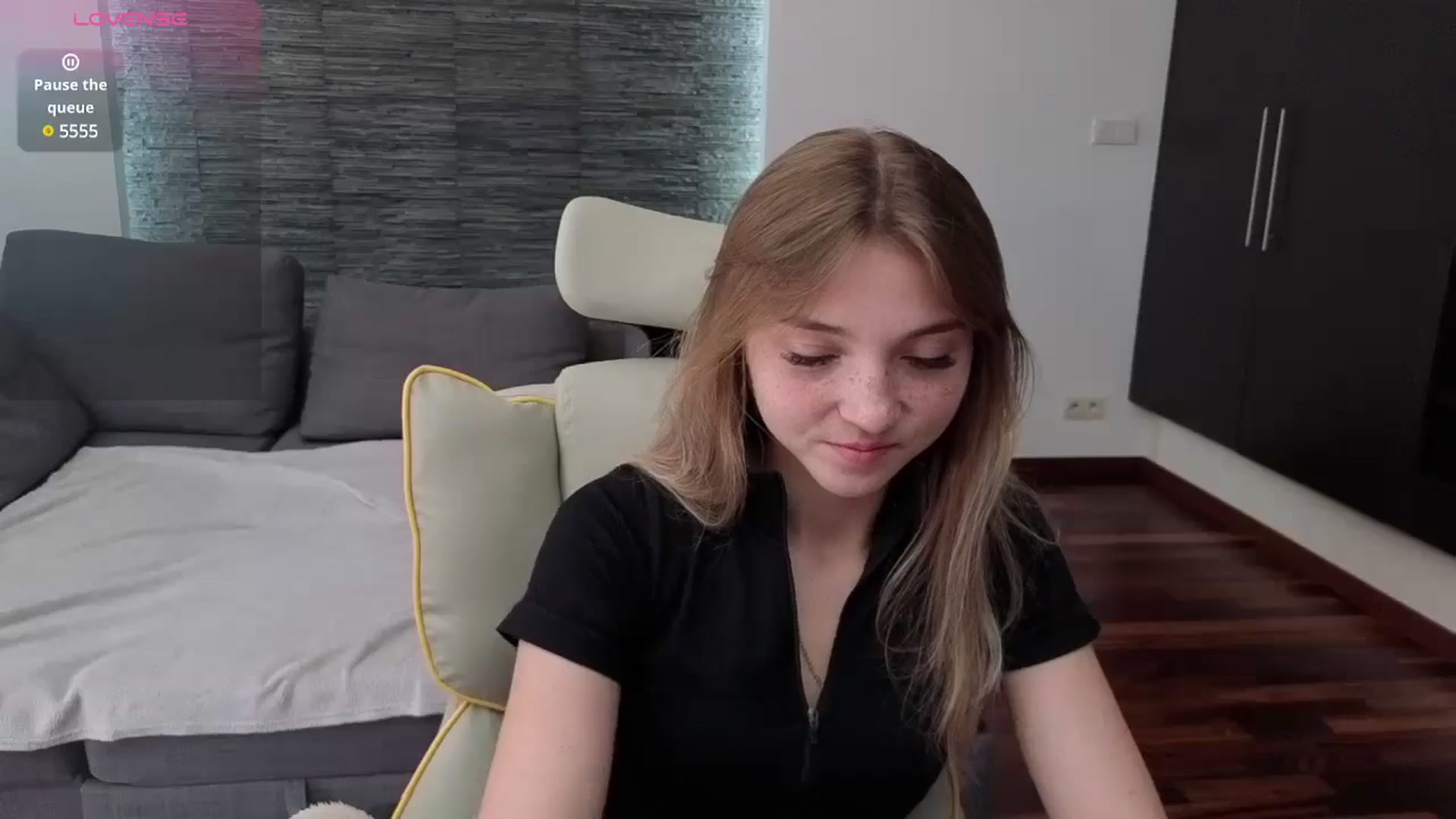 Gallery image thumbnail from Daisyy's myfreecams stream on, 08/03/2025, 12:49 image 10 of 20