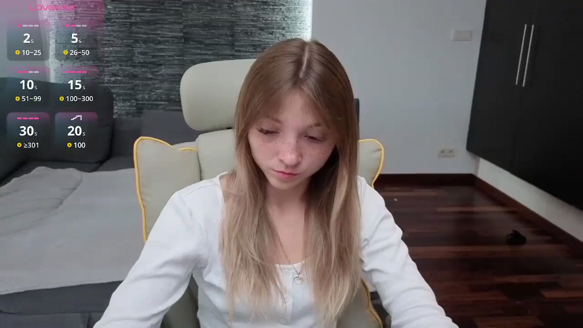 Gallery image thumbnail from Daisyy's myfreecams stream on, 08/04/2025, 12:58 image 3 of 20