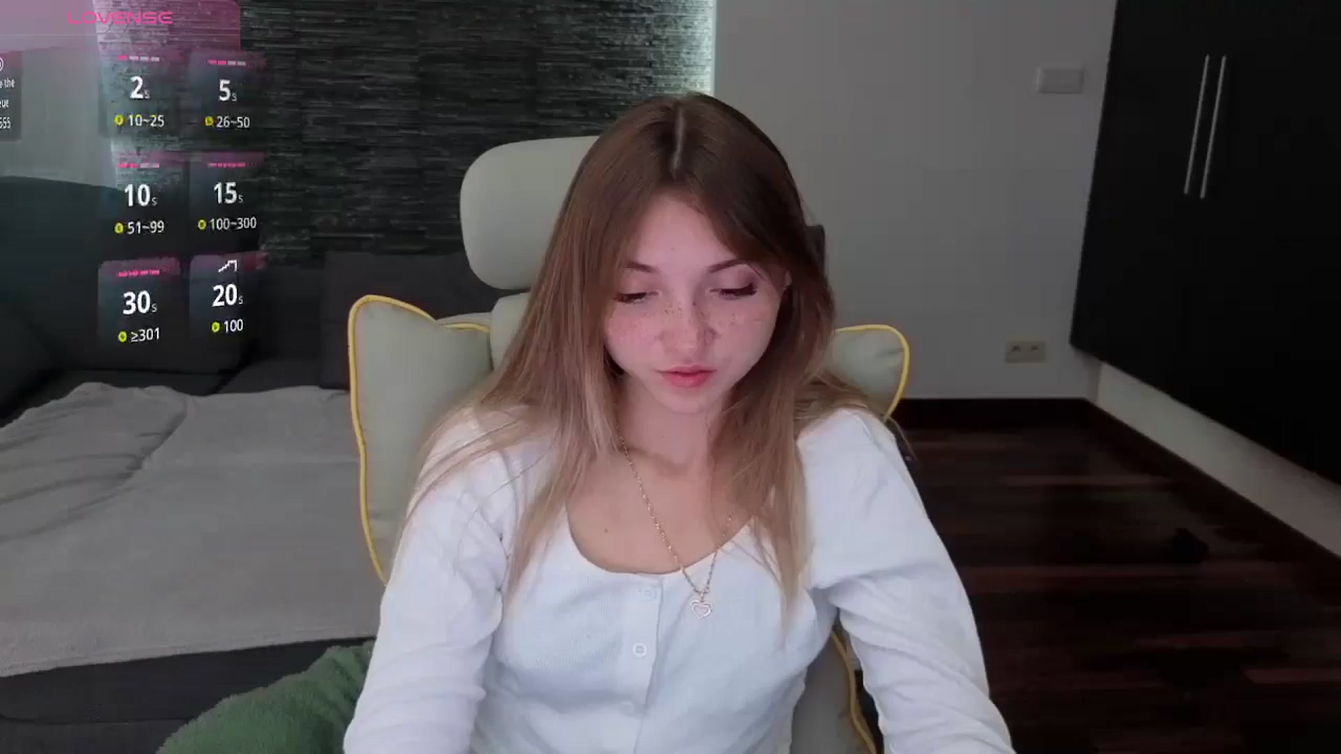 Gallery image thumbnail from Daisyy's myfreecams stream on, 08/04/2025, 12:58 image 20 of 20