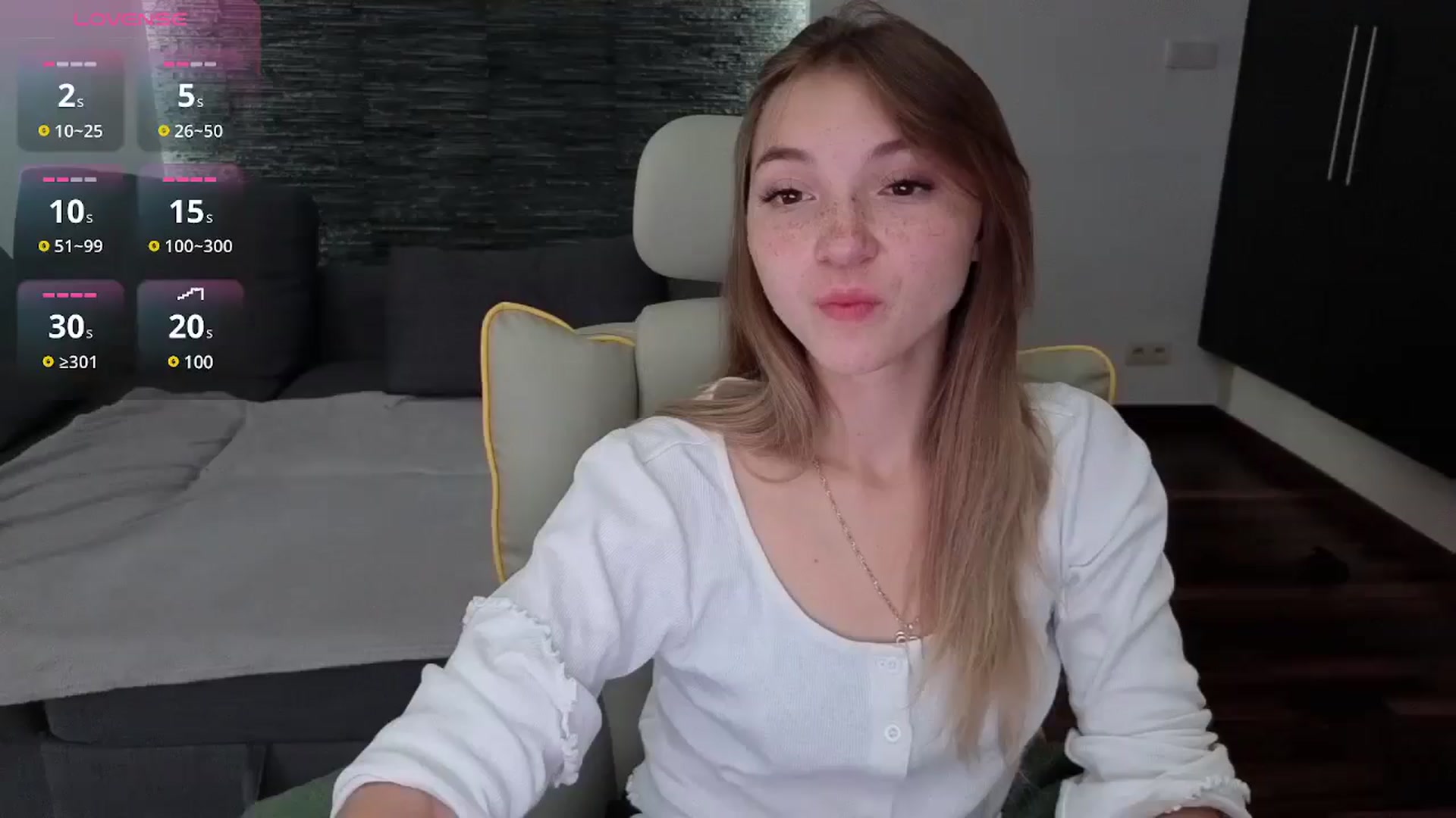 Gallery image thumbnail from Daisyy's myfreecams stream on, 08/04/2025, 15:24 image 6 of 20