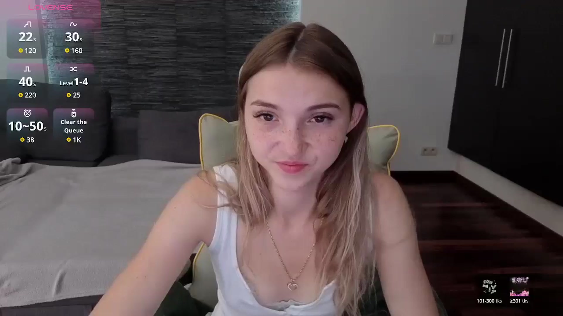 Gallery image thumbnail from Daisyy's myfreecams stream on, 08/05/2025, 13:31 image 8 of 20