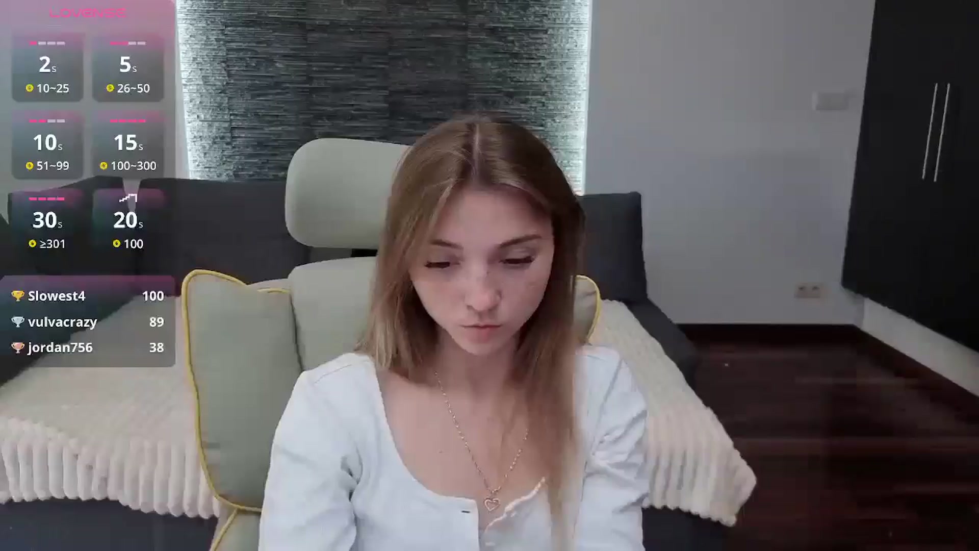 Gallery image thumbnail from Daisyy's myfreecams stream on, 08/07/2025, 16:31 image 7 of 20