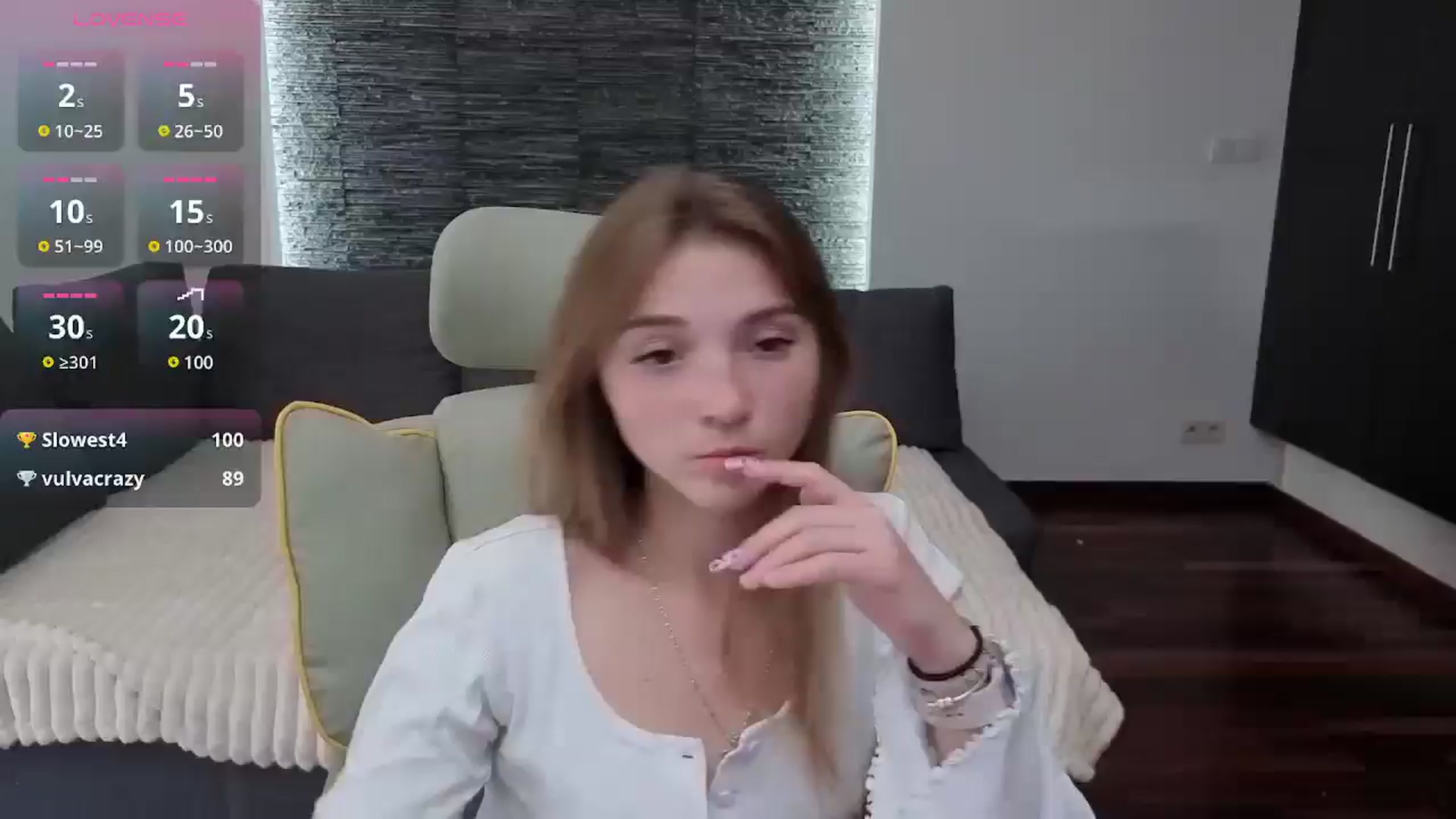 Gallery image thumbnail from Daisyy's myfreecams stream on, 08/07/2025, 16:31 image 6 of 20