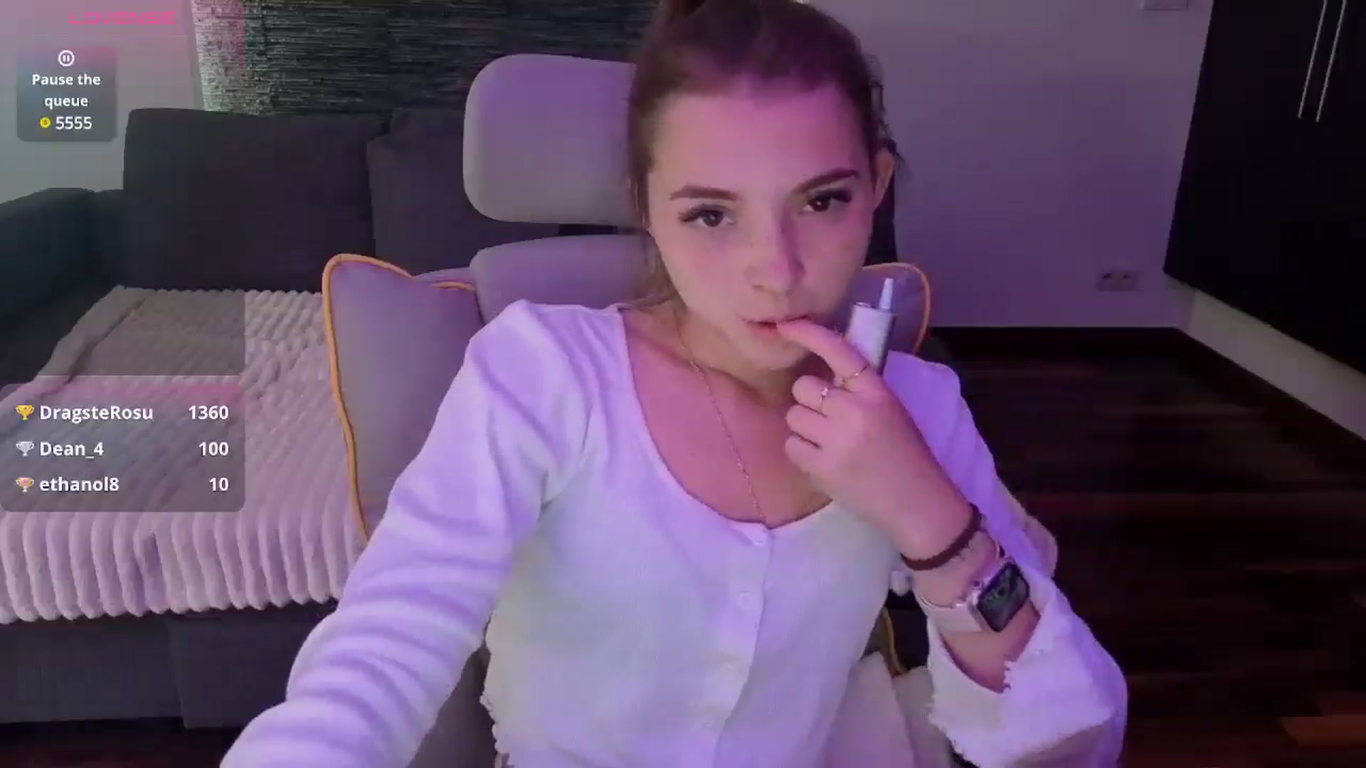 Gallery image thumbnail from Daisyy's myfreecams stream on, 08/10/2025, 14:54 image 15 of 20