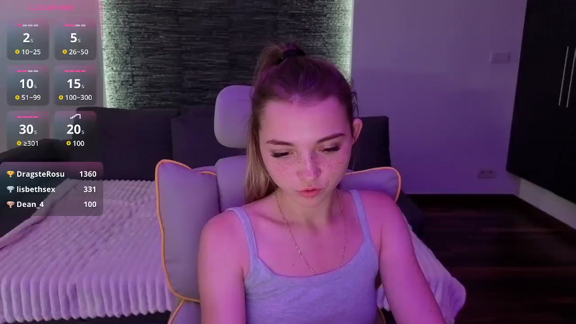 Gallery image thumbnail from Daisyy's myfreecams stream on, 08/10/2025, 16:36 image 8 of 20