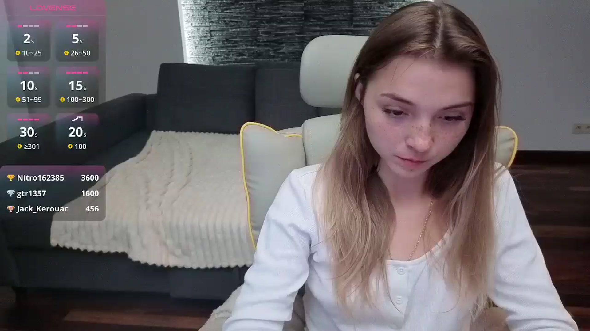 Gallery image thumbnail from Daisyy's myfreecams stream on, 08/12/2025, 20:10 image 2 of 20