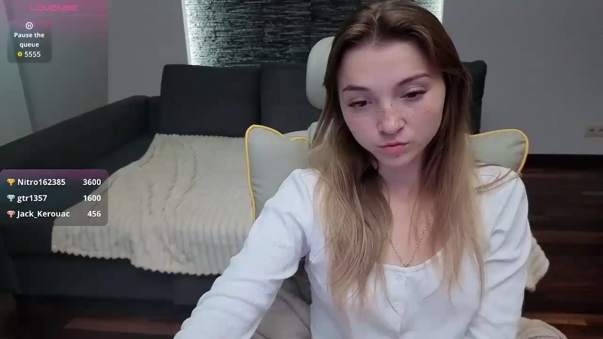 Gallery image thumbnail from Daisyy's myfreecams stream on, 08/12/2025, 20:10 image 3 of 20