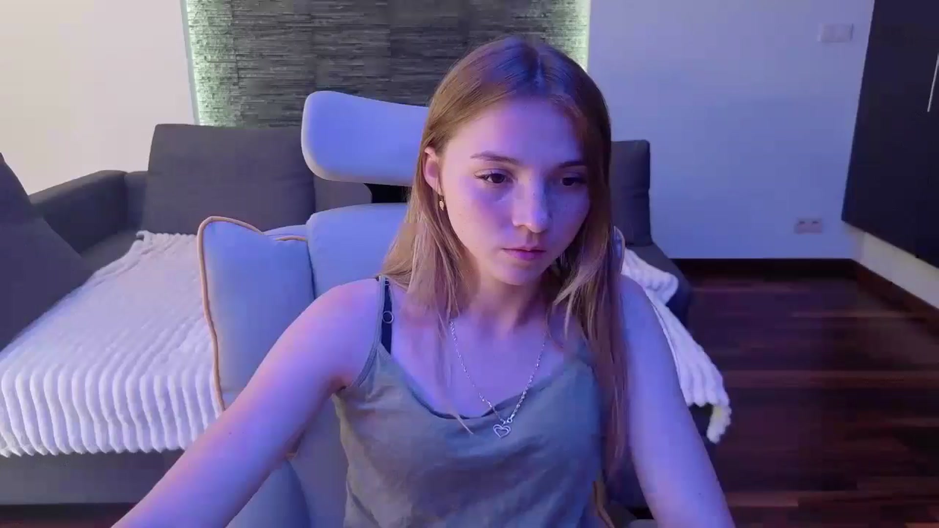 Gallery image thumbnail from Daisyy's myfreecams stream on, 08/15/2025, 14:26 image 12 of 20