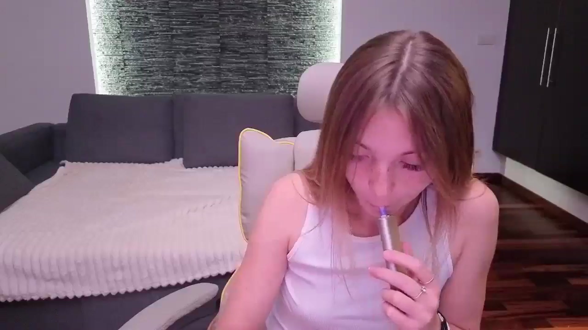 Gallery image thumbnail from Daisyy's myfreecams stream on, 08/15/2025, 19:35 image 15 of 20