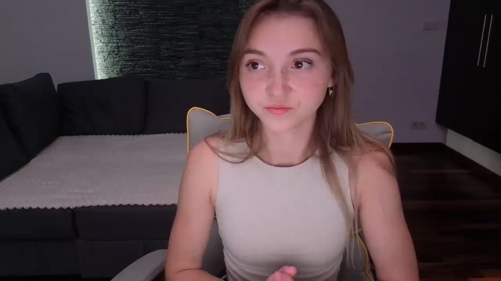 Gallery image thumbnail from Daisyy's myfreecams stream on, 08/23/2025, 17:17 image 9 of 20