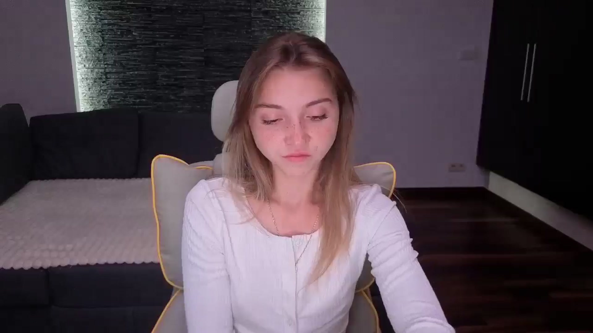 Gallery image thumbnail from Daisyy's myfreecams stream on, 08/23/2025, 18:51 image 2 of 20
