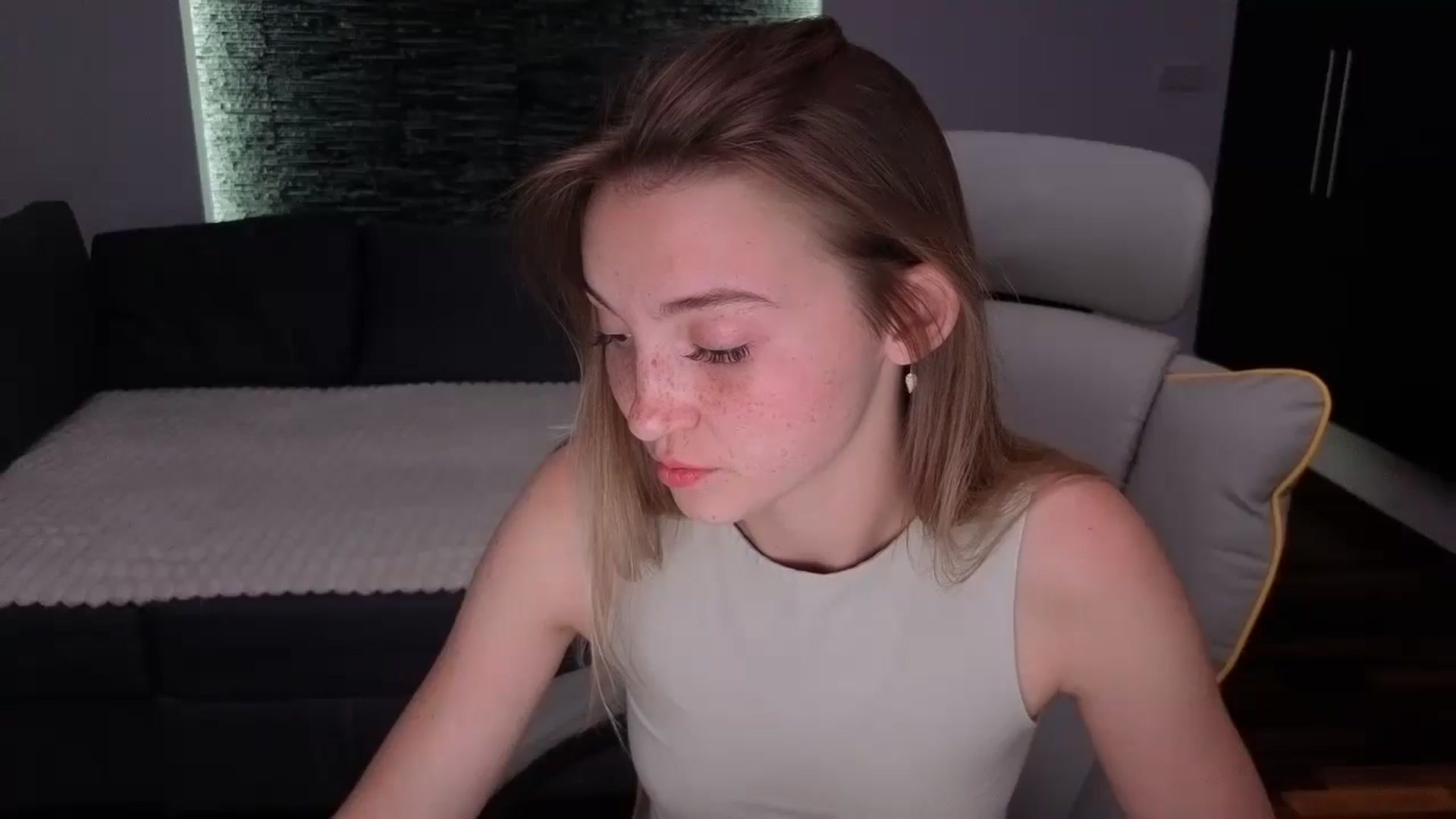 Gallery image thumbnail from Daisyy's myfreecams stream on, 08/23/2025, 20:08 image 20 of 20