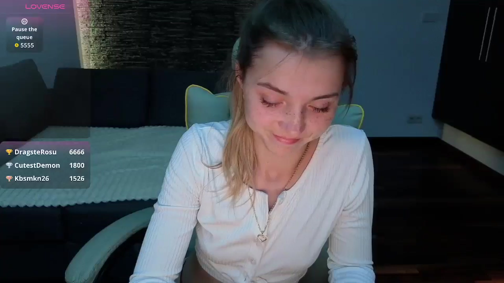 Gallery image thumbnail from Daisyy's myfreecams stream on, 08/24/2025, 19:05 image 18 of 20
