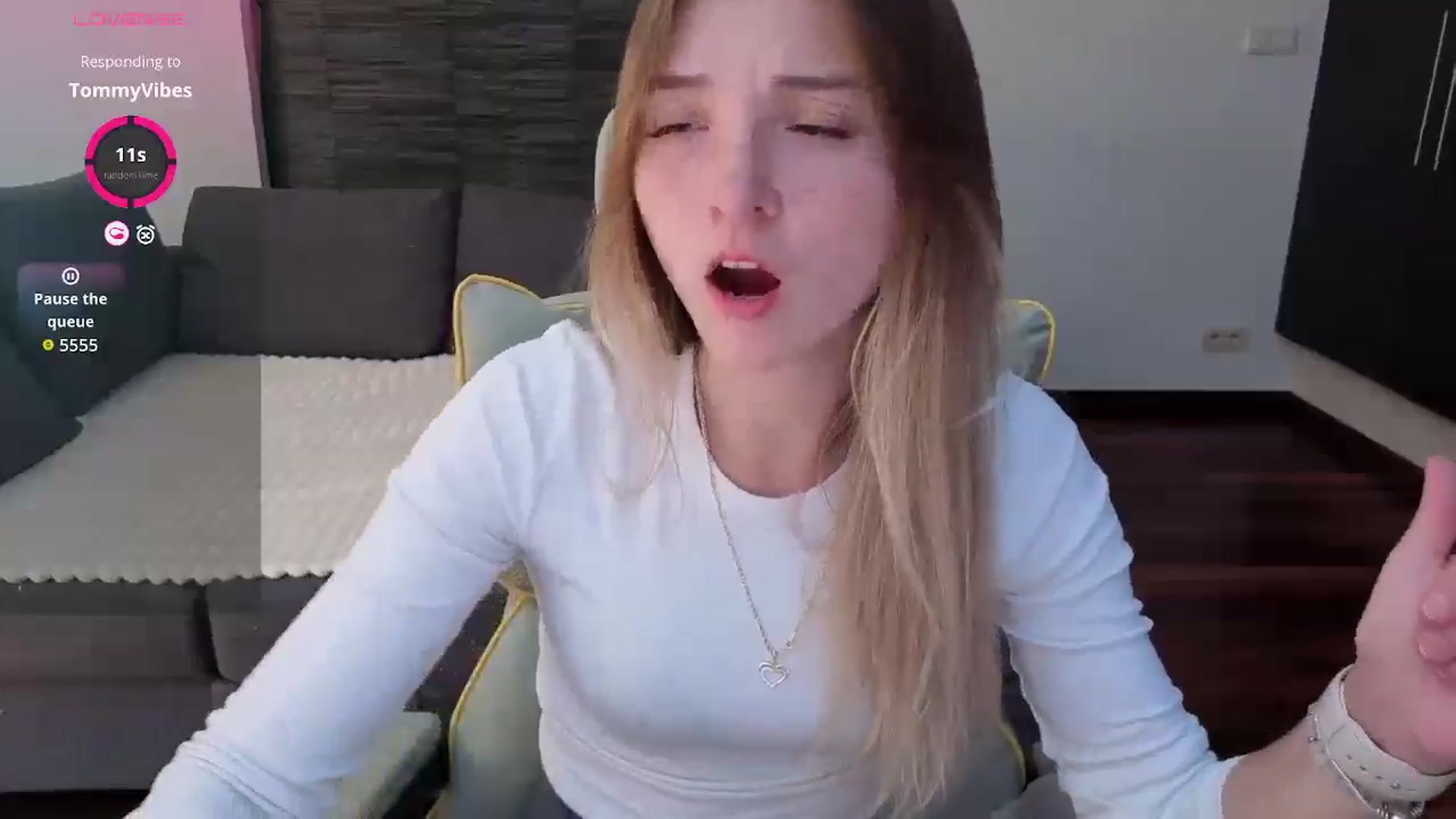 Gallery image thumbnail from Daisyy's myfreecams stream on, 08/25/2025, 14:29 image 2 of 20