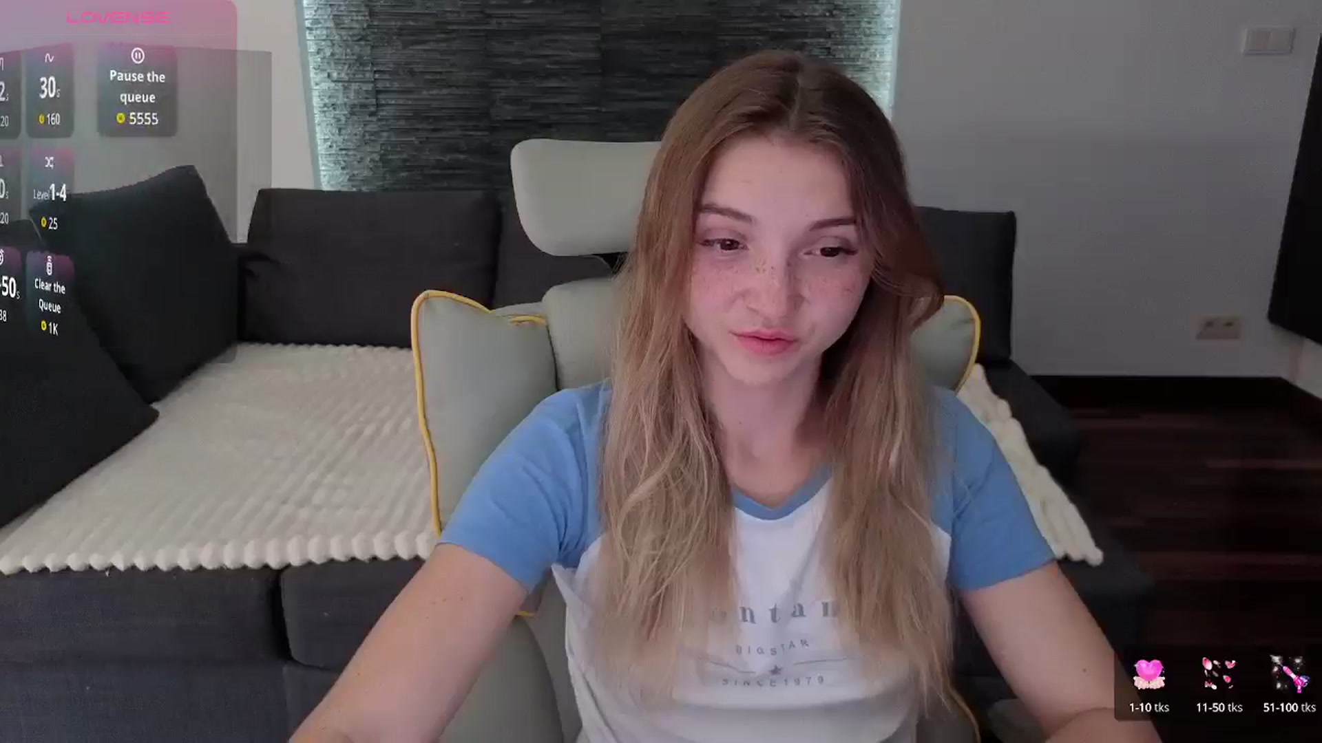 Gallery image thumbnail from Daisyy's myfreecams stream on, 08/26/2025, 14:56 image 16 of 20