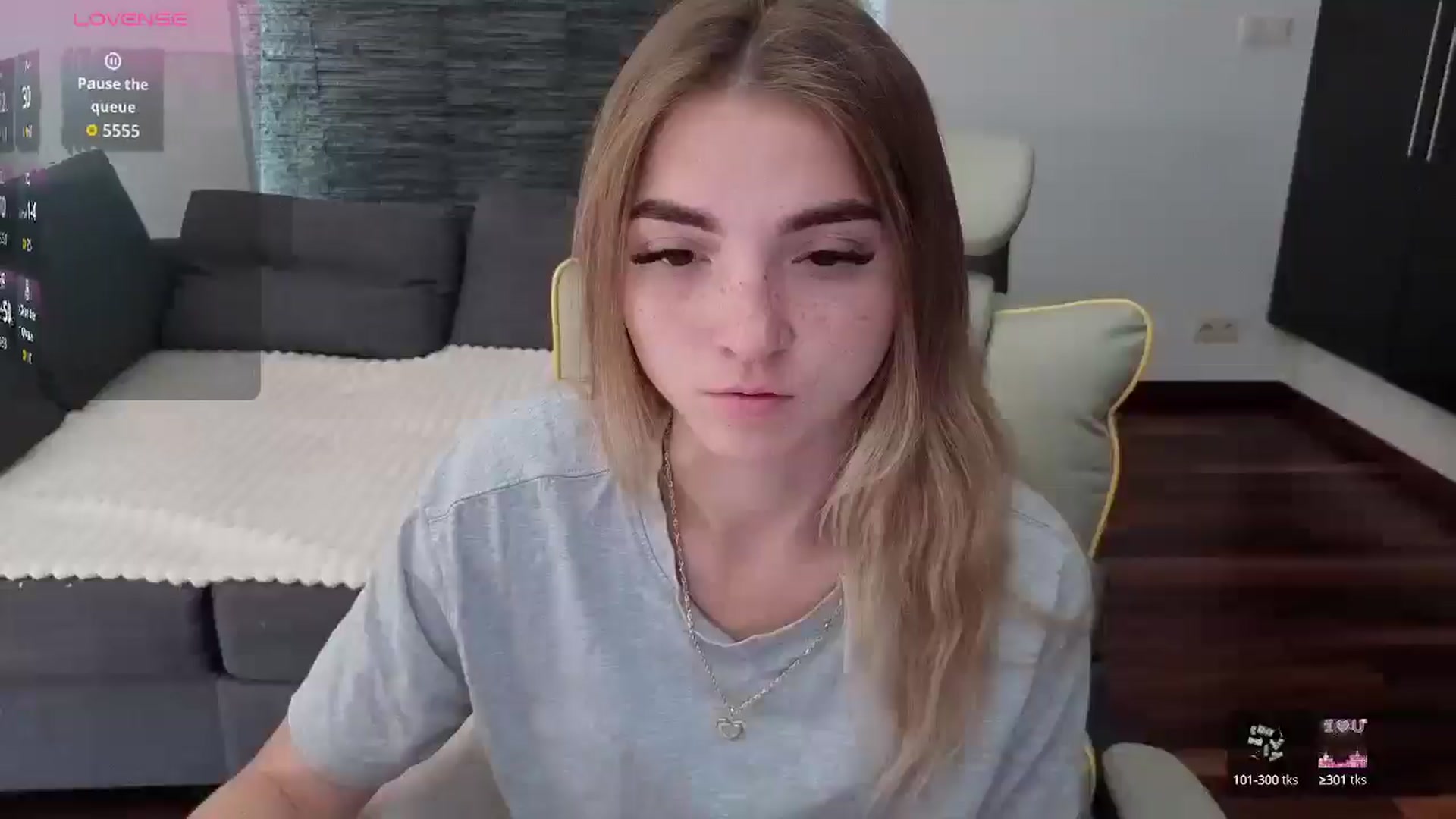 Gallery image thumbnail from Daisyy's myfreecams stream on, 08/28/2025, 14:37 image 5 of 20