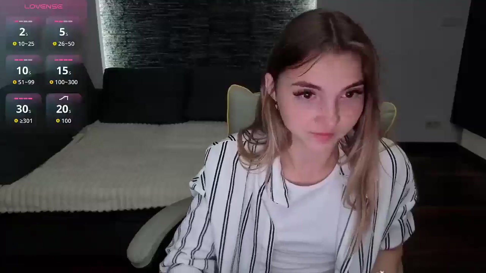 Gallery image thumbnail from Daisyy's myfreecams stream on, 08/29/2025, 21:58 image 17 of 20