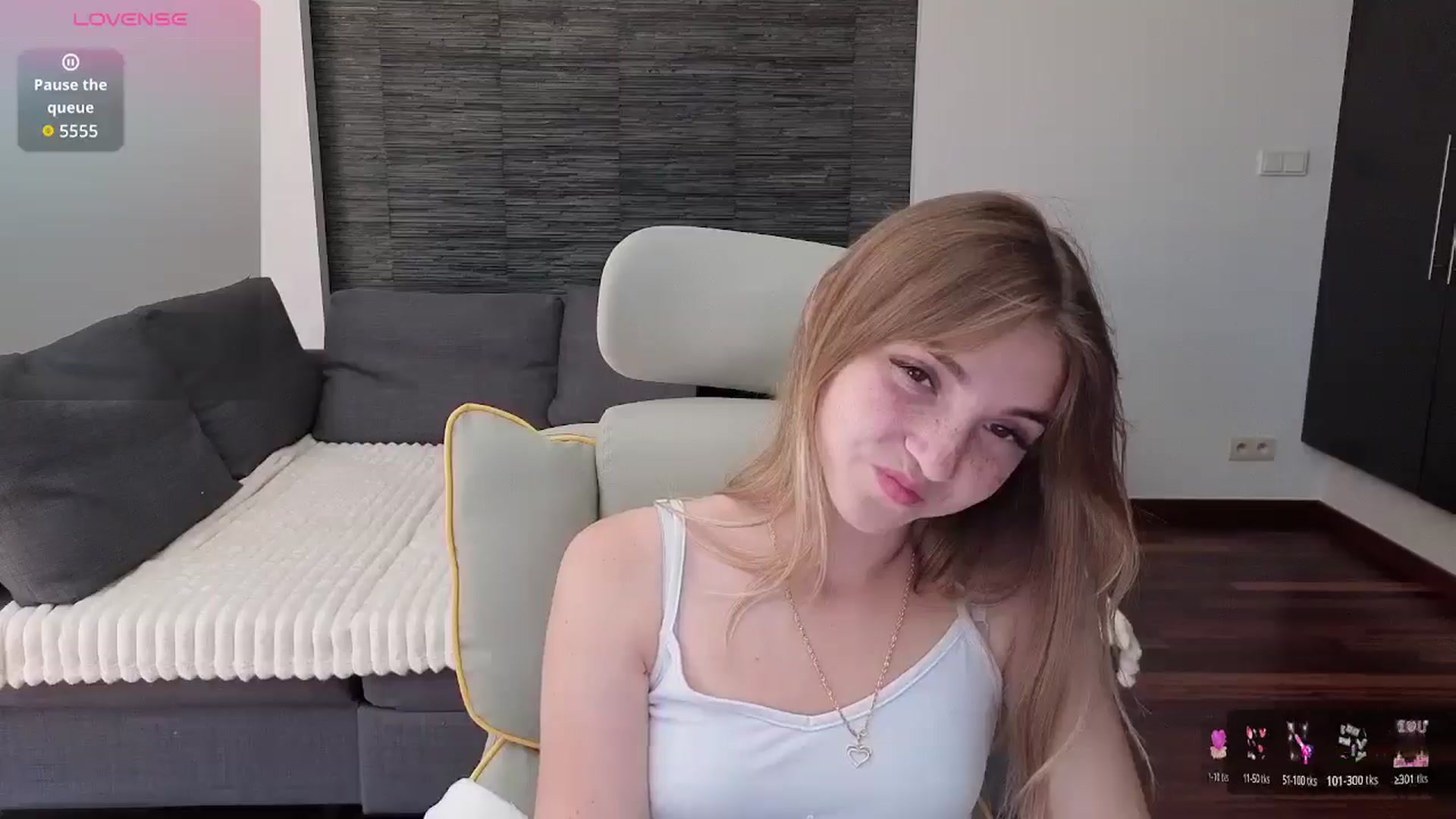 Gallery image thumbnail from Daisyy's myfreecams stream on, 08/30/2025, 12:22 image 2 of 20