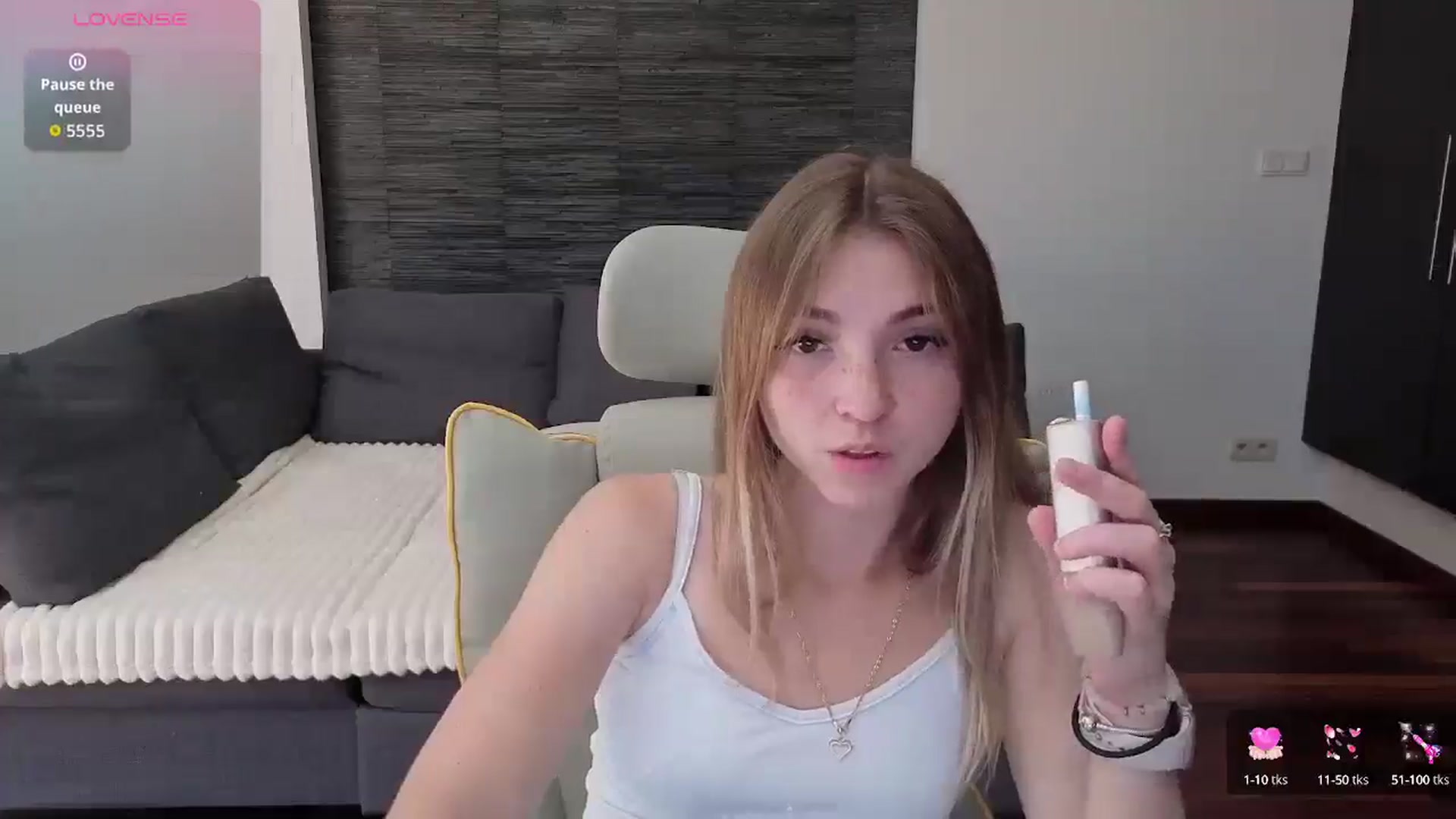 Gallery image thumbnail from Daisyy's myfreecams stream on, 08/30/2025, 12:22 image 3 of 20