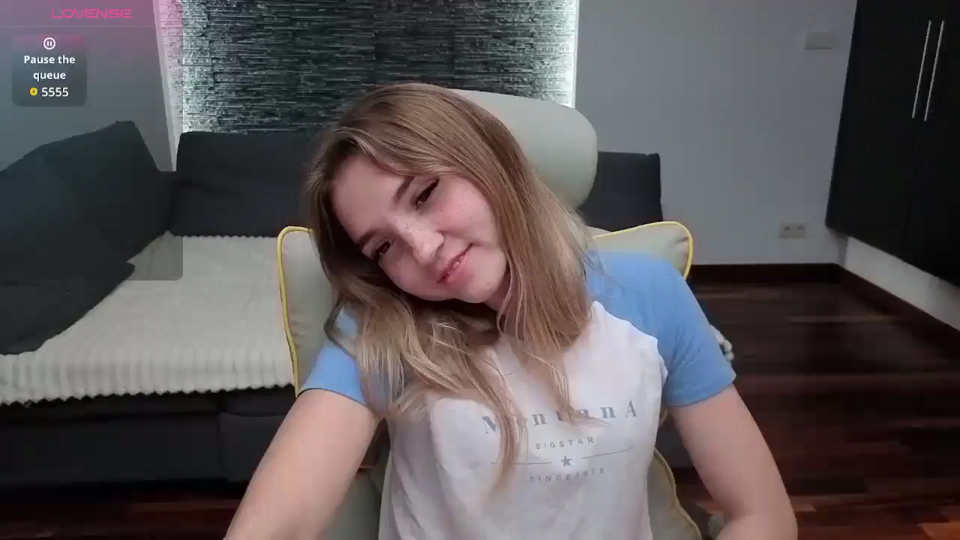 Gallery image thumbnail from Daisyy's myfreecams stream on, 09/01/2025, 18:27 image 1 of 20