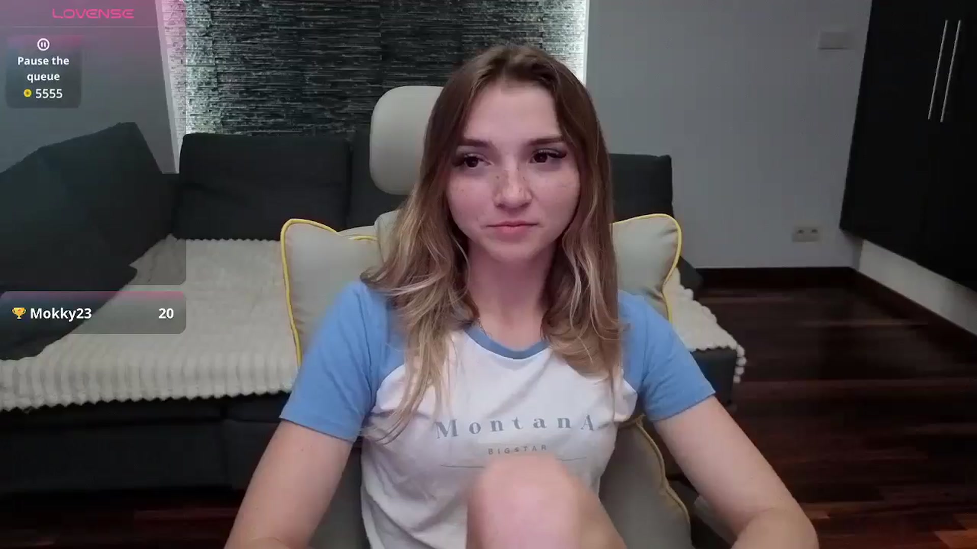 Gallery image thumbnail from Daisyy's myfreecams stream on, 09/01/2025, 18:27 image 16 of 20