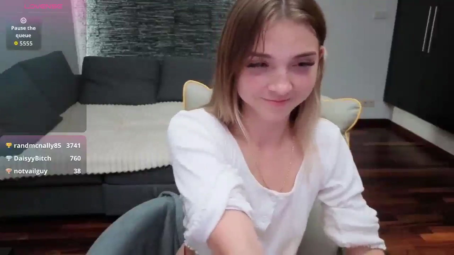 Gallery image thumbnail from Daisyy's myfreecams stream on, 09/04/2025, 19:45 image 18 of 20