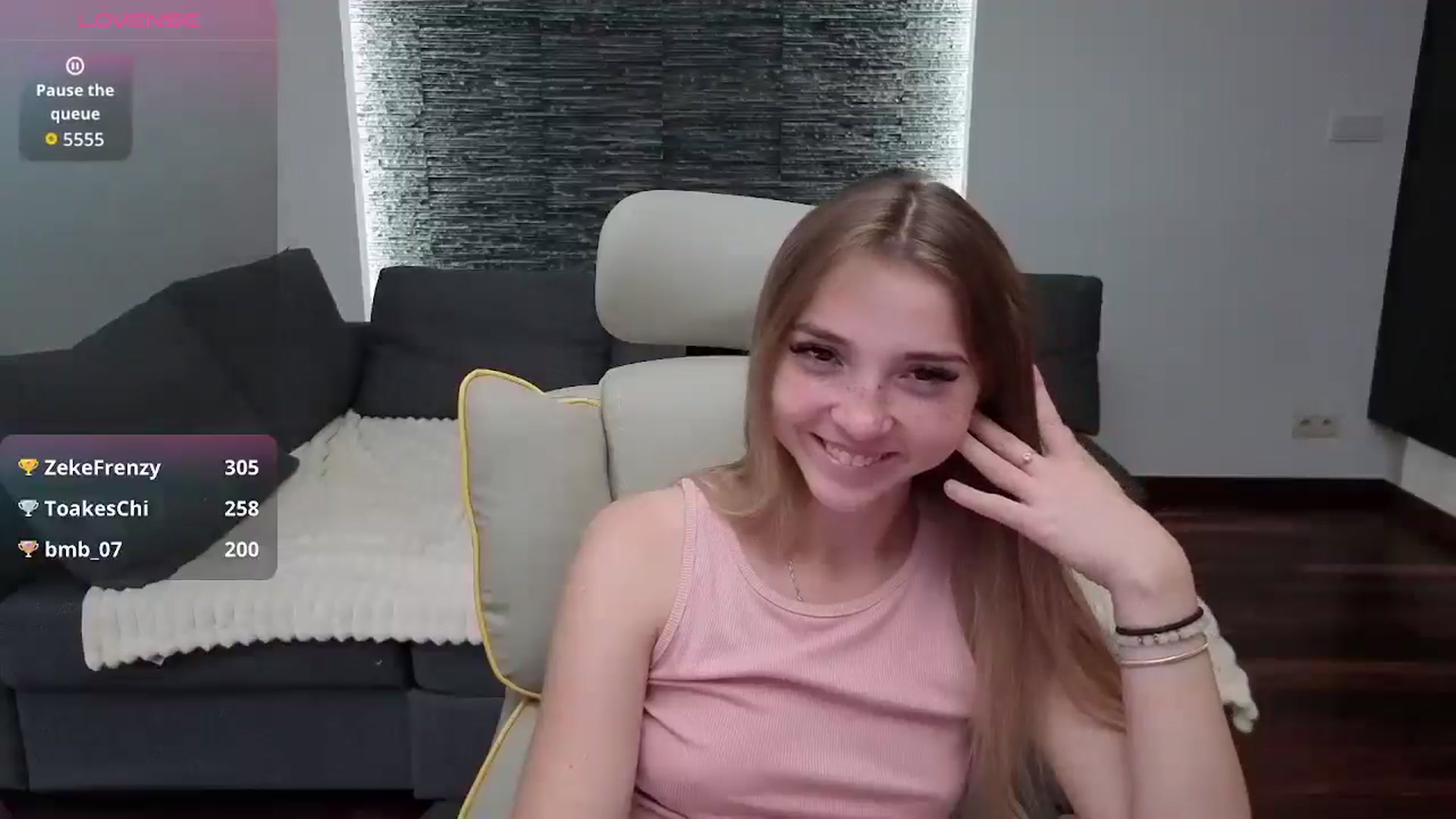 Gallery image thumbnail from Daisyy's myfreecams stream on, 09/05/2025, 17:19 image 11 of 20