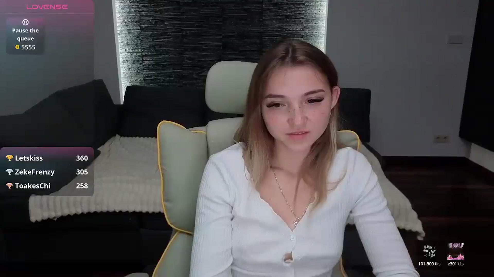 Gallery image thumbnail from Daisyy's myfreecams stream on, 09/05/2025, 18:20 image 2 of 20