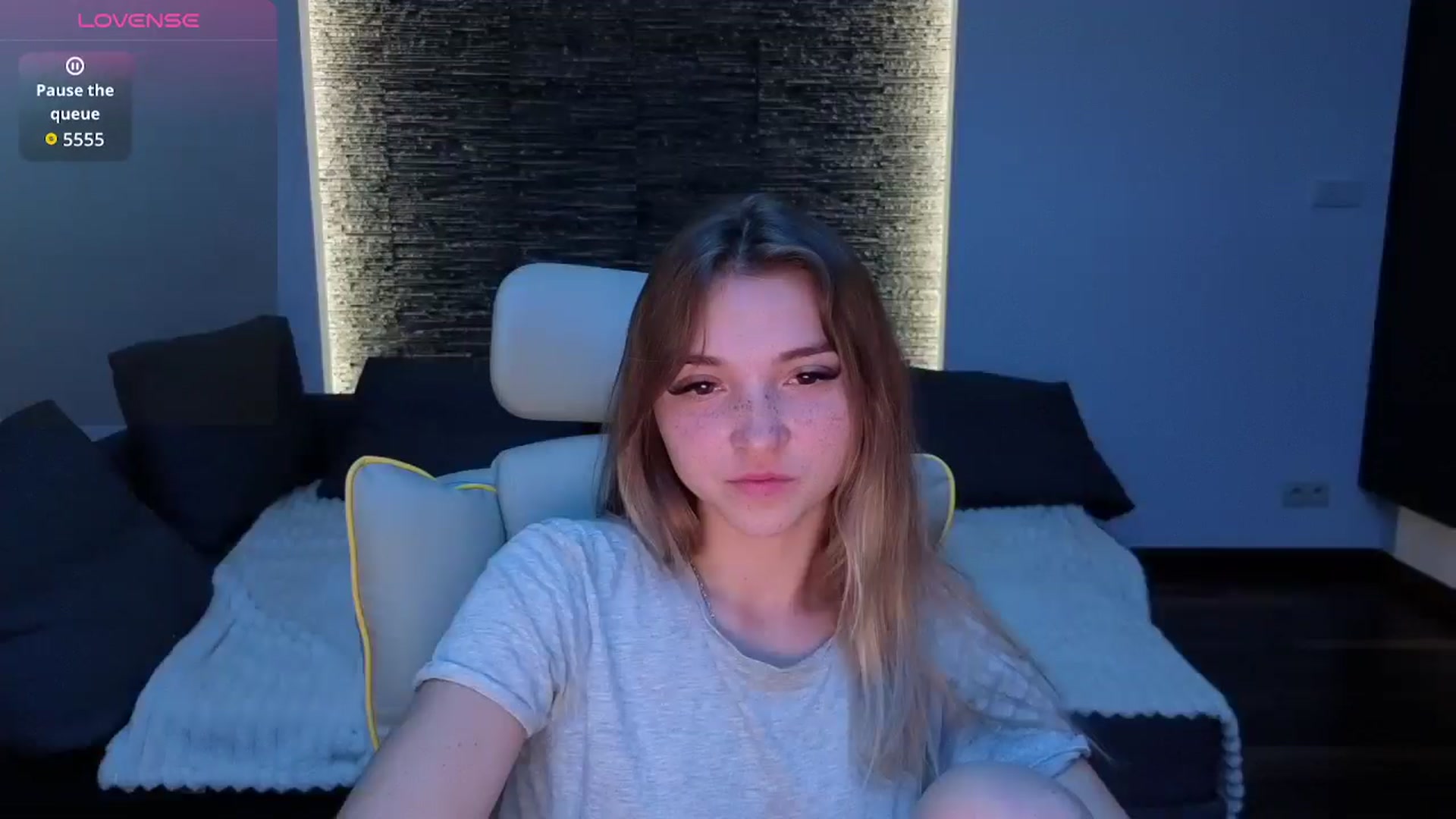 Gallery image thumbnail from Daisyy's myfreecams stream on, 09/06/2025, 17:50 image 6 of 20