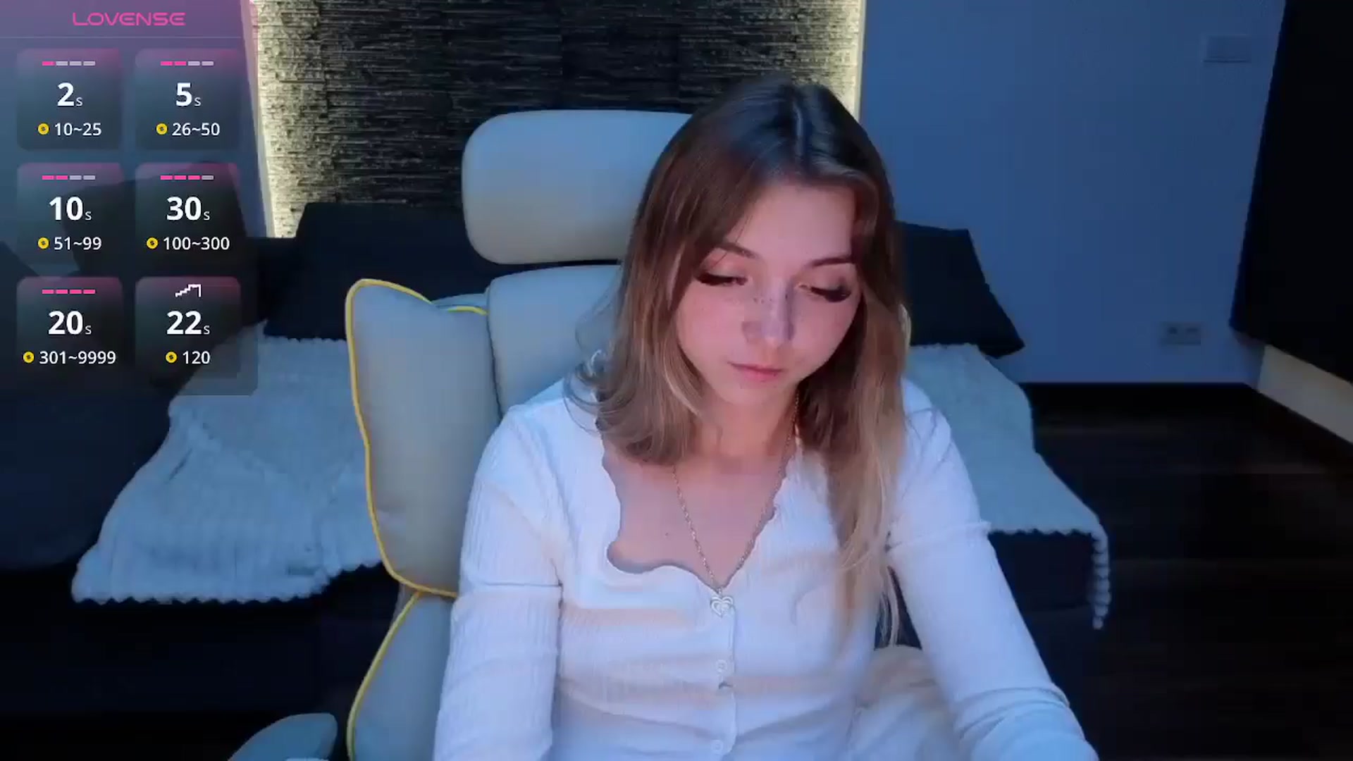Gallery image thumbnail from Daisyy's myfreecams stream on, 09/06/2025, 22:00 image 4 of 20