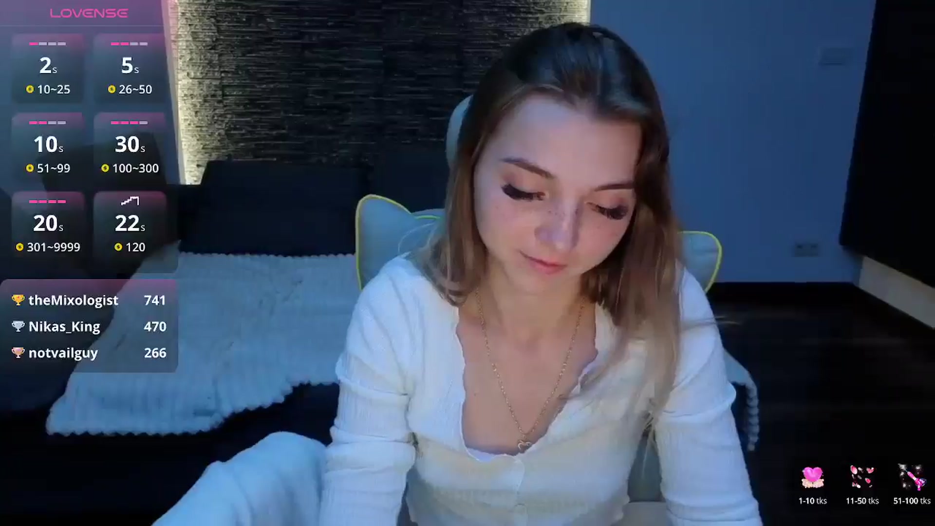 Gallery image thumbnail from Daisyy's myfreecams stream on, 09/06/2025, 22:00 image 16 of 20